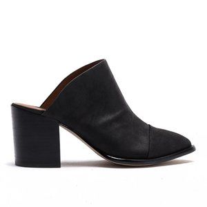 Women’s Report  Brand "Tisha" Mule  Size 7